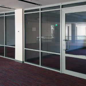 Противопожарный витраж для внутреннего остекления / серия FRM7342